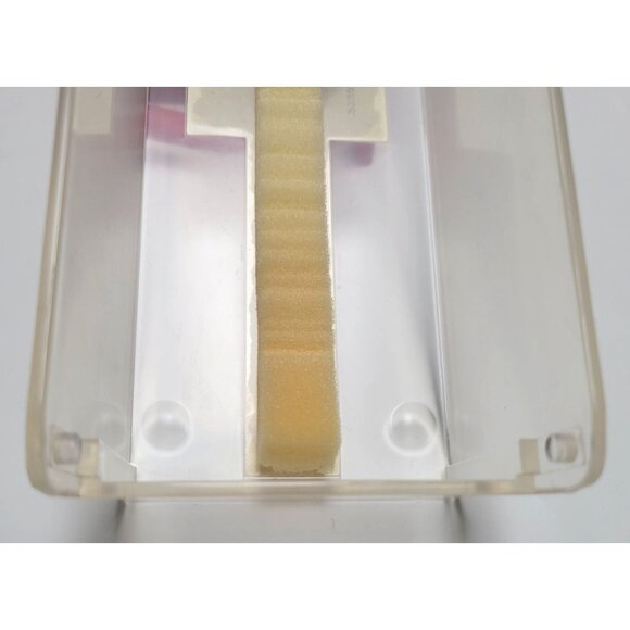 Sizzix Storage Case 2 5/8" x 2 3/8" Adapter 30 Picture Die Cutting Cartridges - Picture 6 of 12